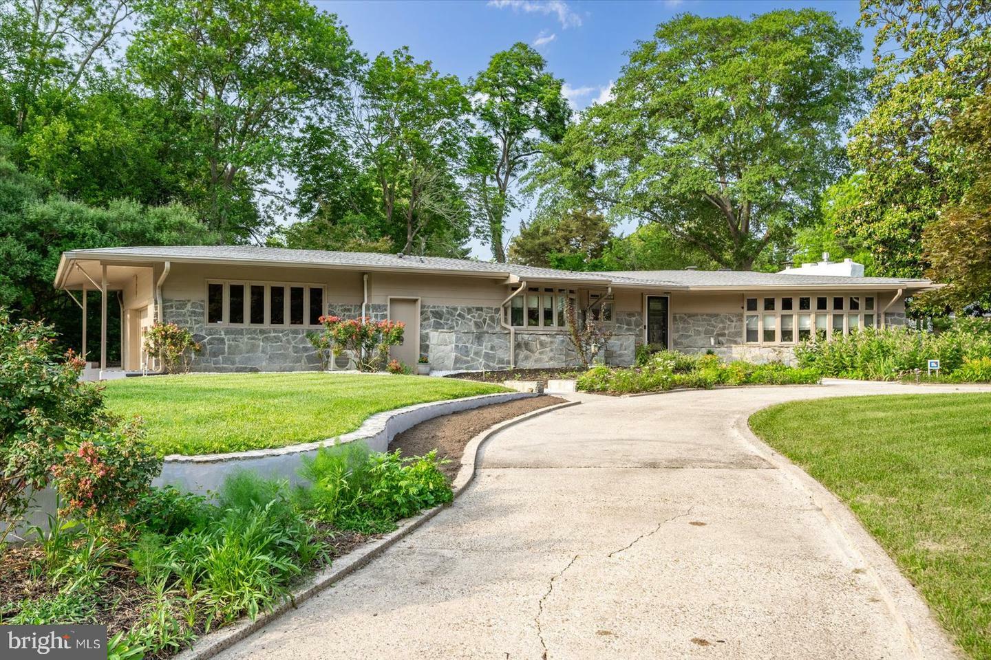 Property Photo: 303 South Boulevard 2 MD 21801