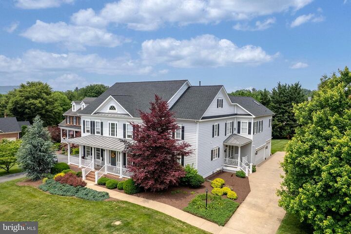Property Photo: 1020 Breckinridge Lane VA 22601