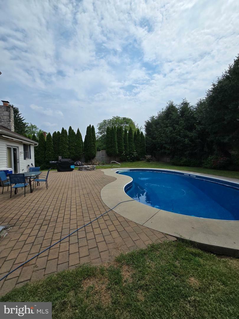 Property Photo: 4312 Stoudts Ferry Bridge Road PA 19605