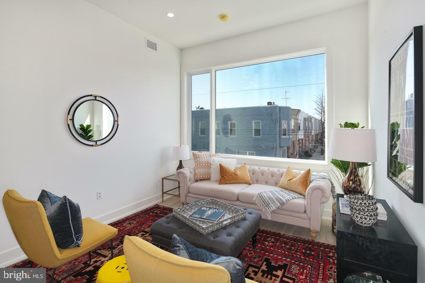 Property Photo: 2031 S 20th Street 8 PA 19145