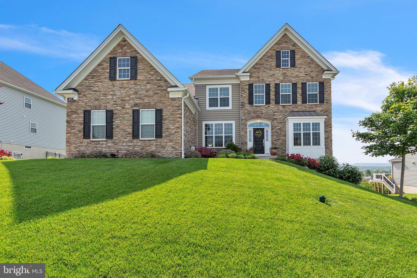 Property Photo: 403 Millwright Lane PA 19460
