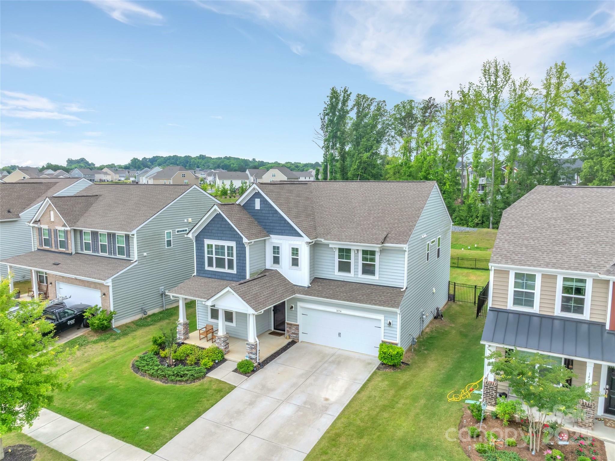 Property Photo:  14734 Rivergate Parkway  NC 28273 