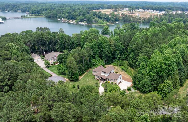 Property Photo:  4616 Gold Finch Drive  NC 28037 
