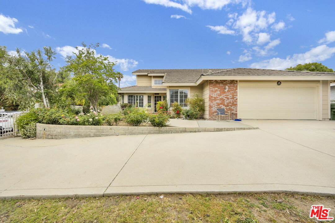 Property Photo: 28461 Driver Ave CA 91301