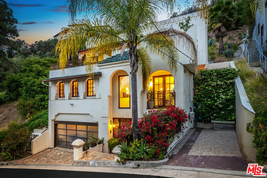 1925 Curson Pl  Los Angeles CA 90046 photo