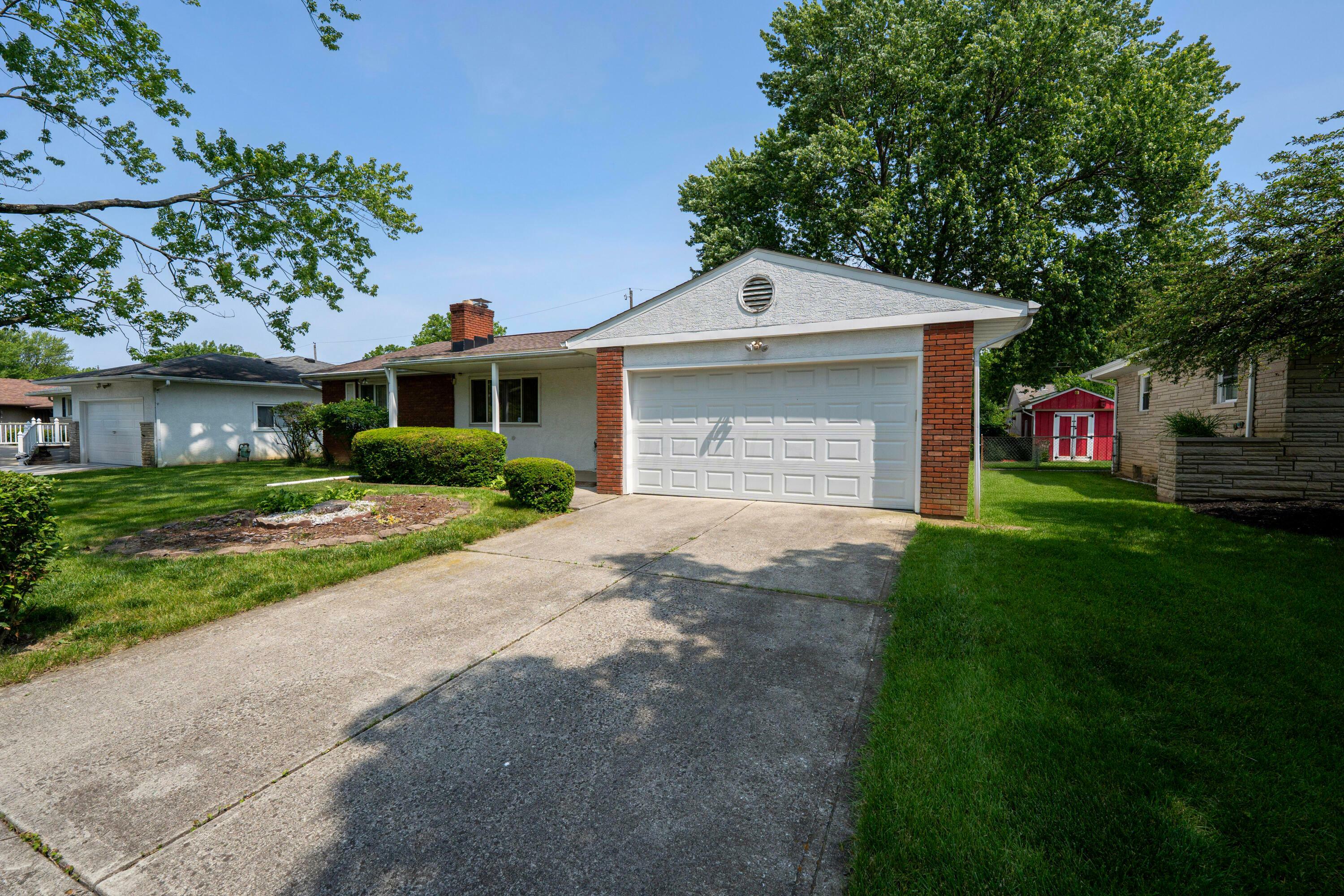Property Photo: 958 Janet Drive OH 43224