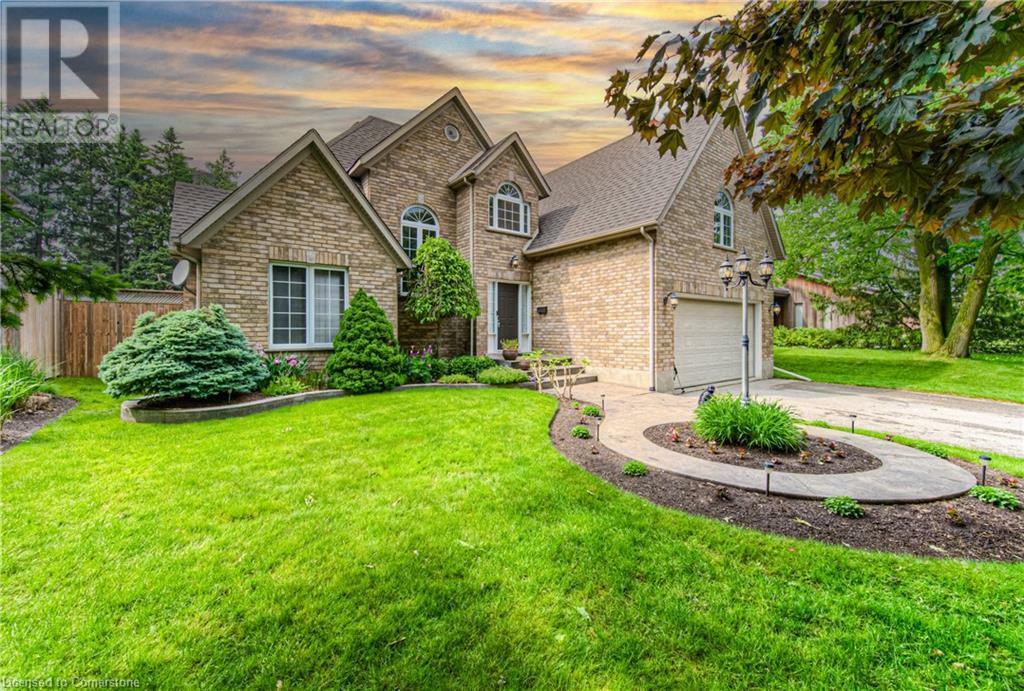 Photo de la propriété: 416 Forestlawn Road ON N2K 2J6