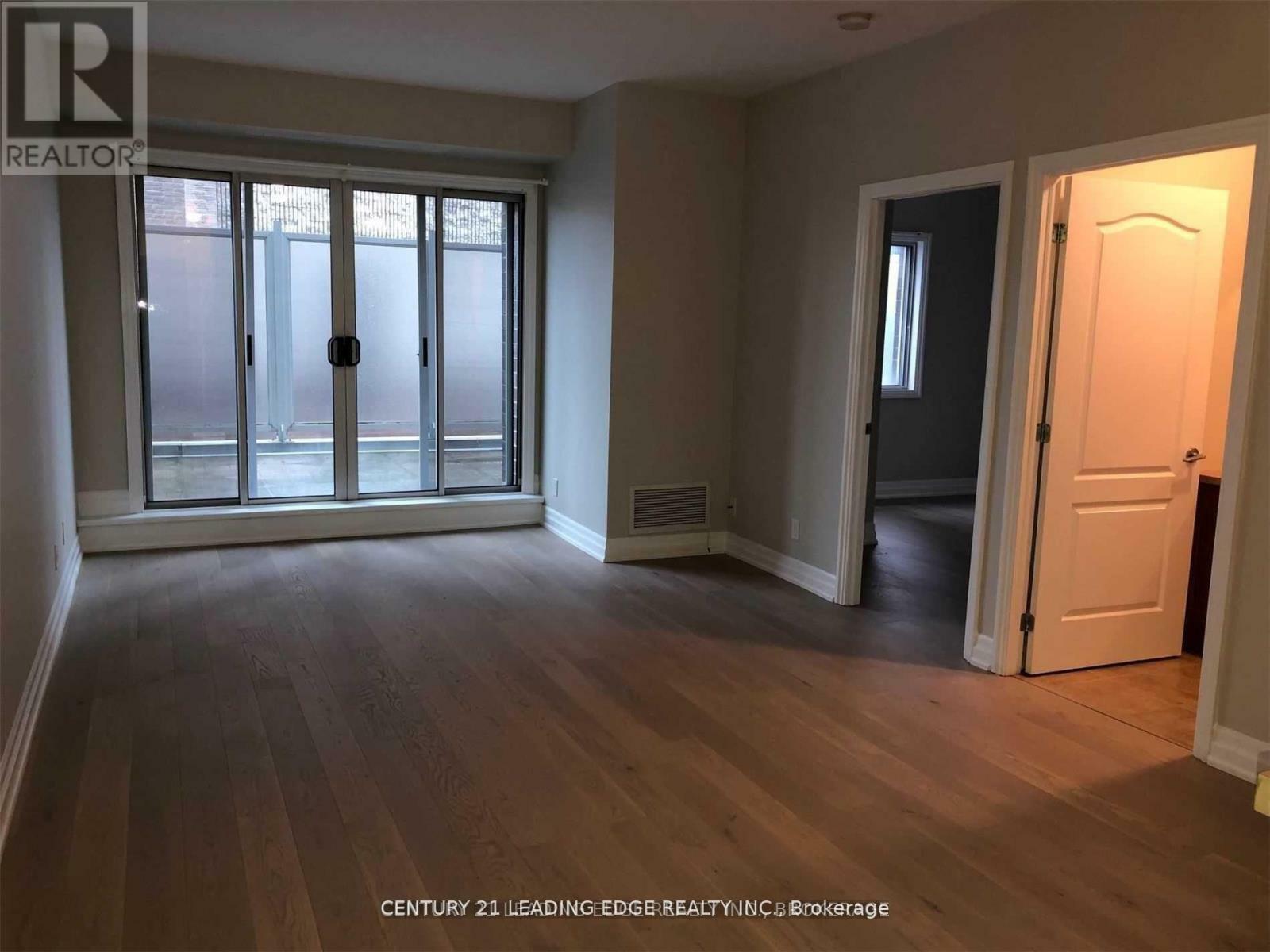 Property Photo: 44 Bond Street West 302 ON L1G 6R2