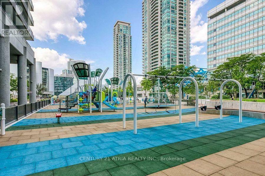 Property Photo: 60 Town Centre Court 711 ON M1P 0B1