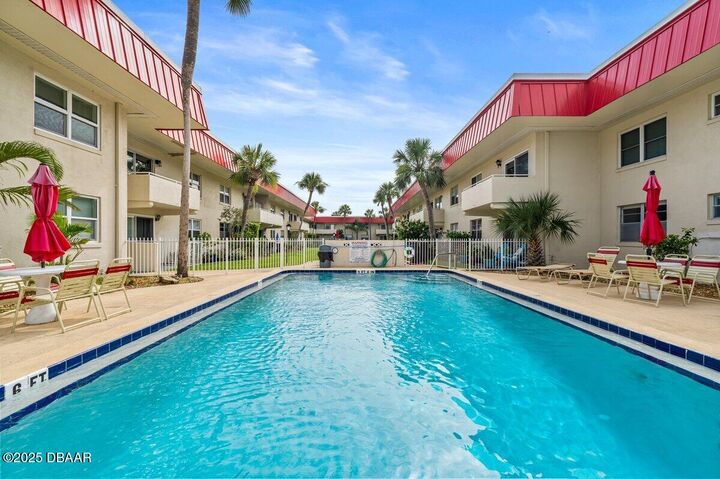 Property Photo: 2901 N Halifax Avenue 215 FL 32118