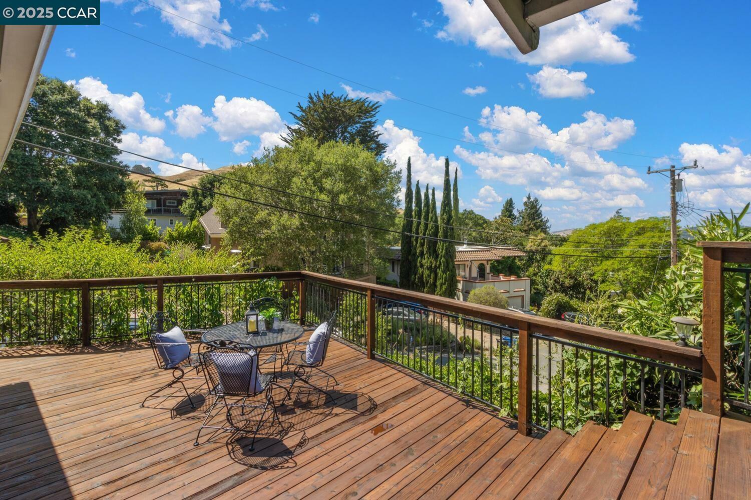 Property Photo:  5 Lucille Way  CA 94563 
