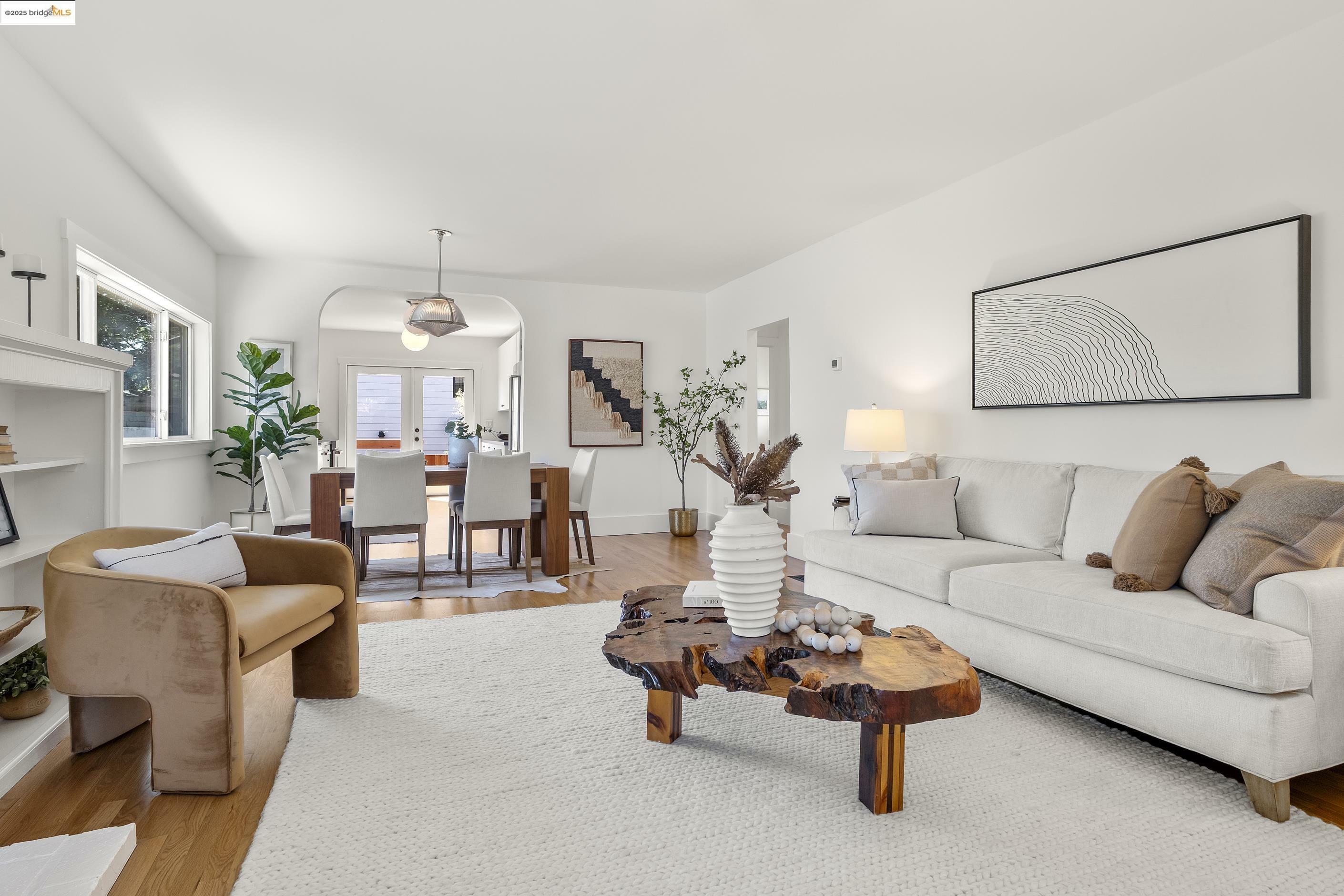 Property Photo:  2514-2516 Mathews St  CA 94702 