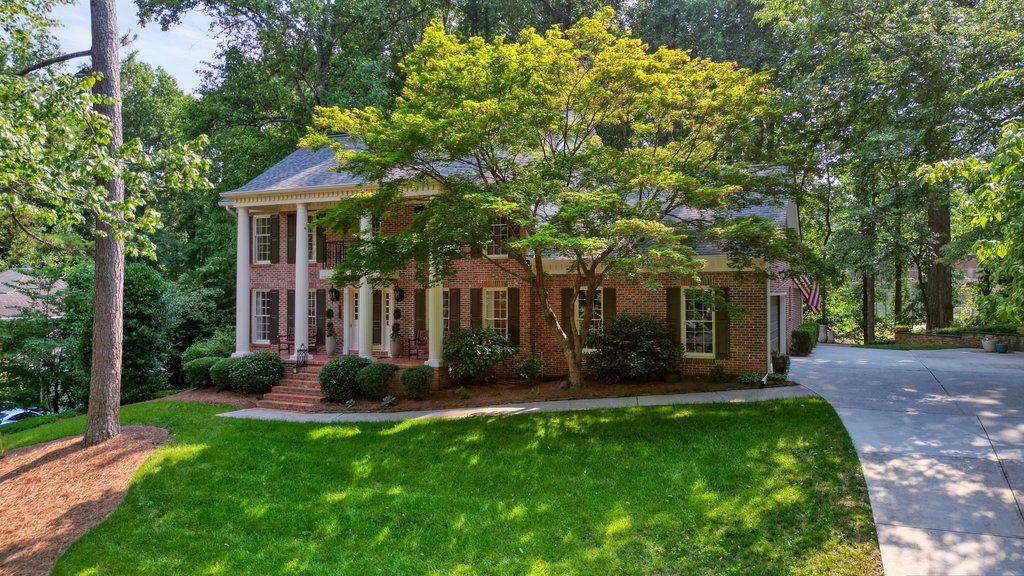 Property Photo: 11940 Mountain Laurel Drive GA 30075
