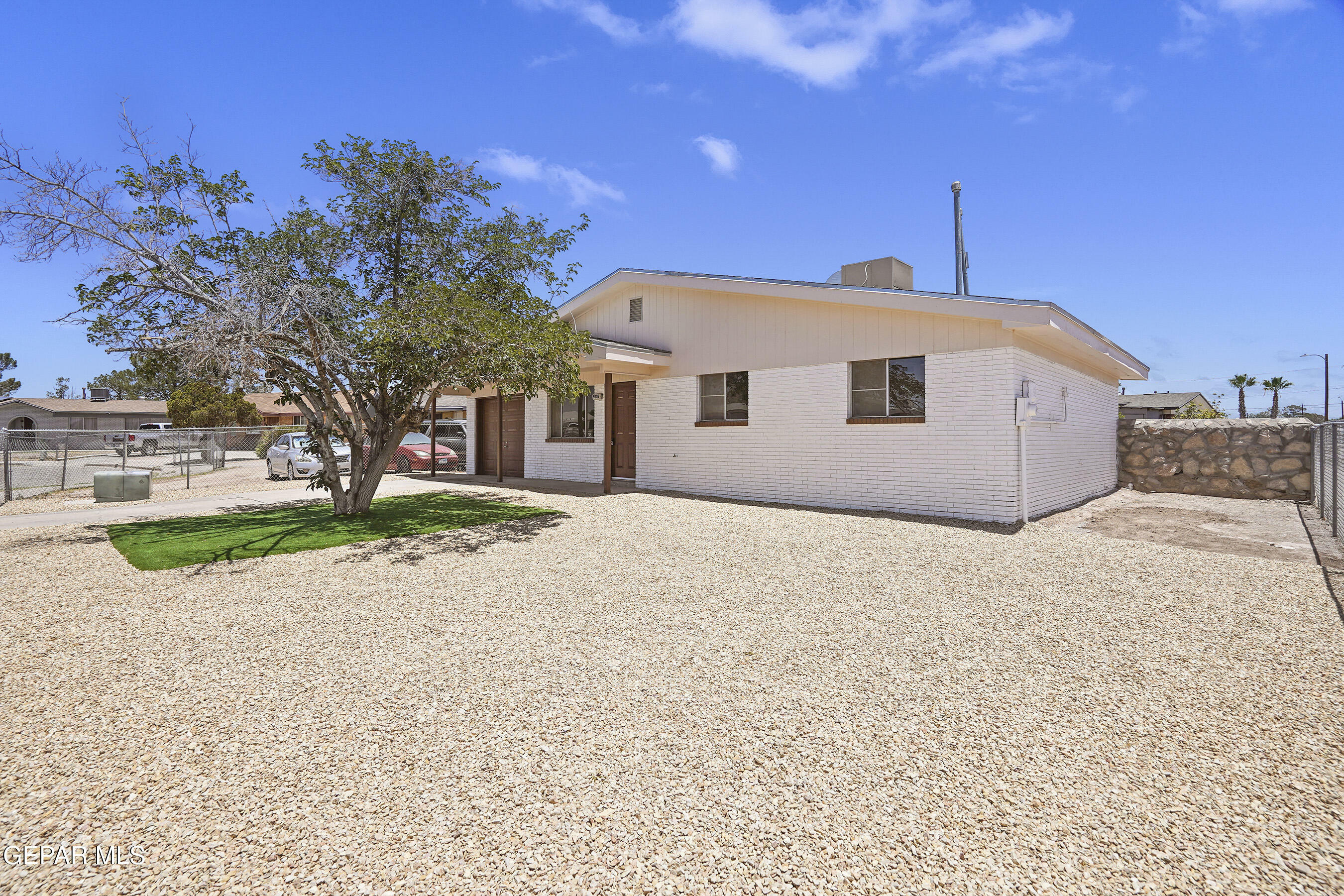 Property Photo: 9606 Bahamas Street TX 79927