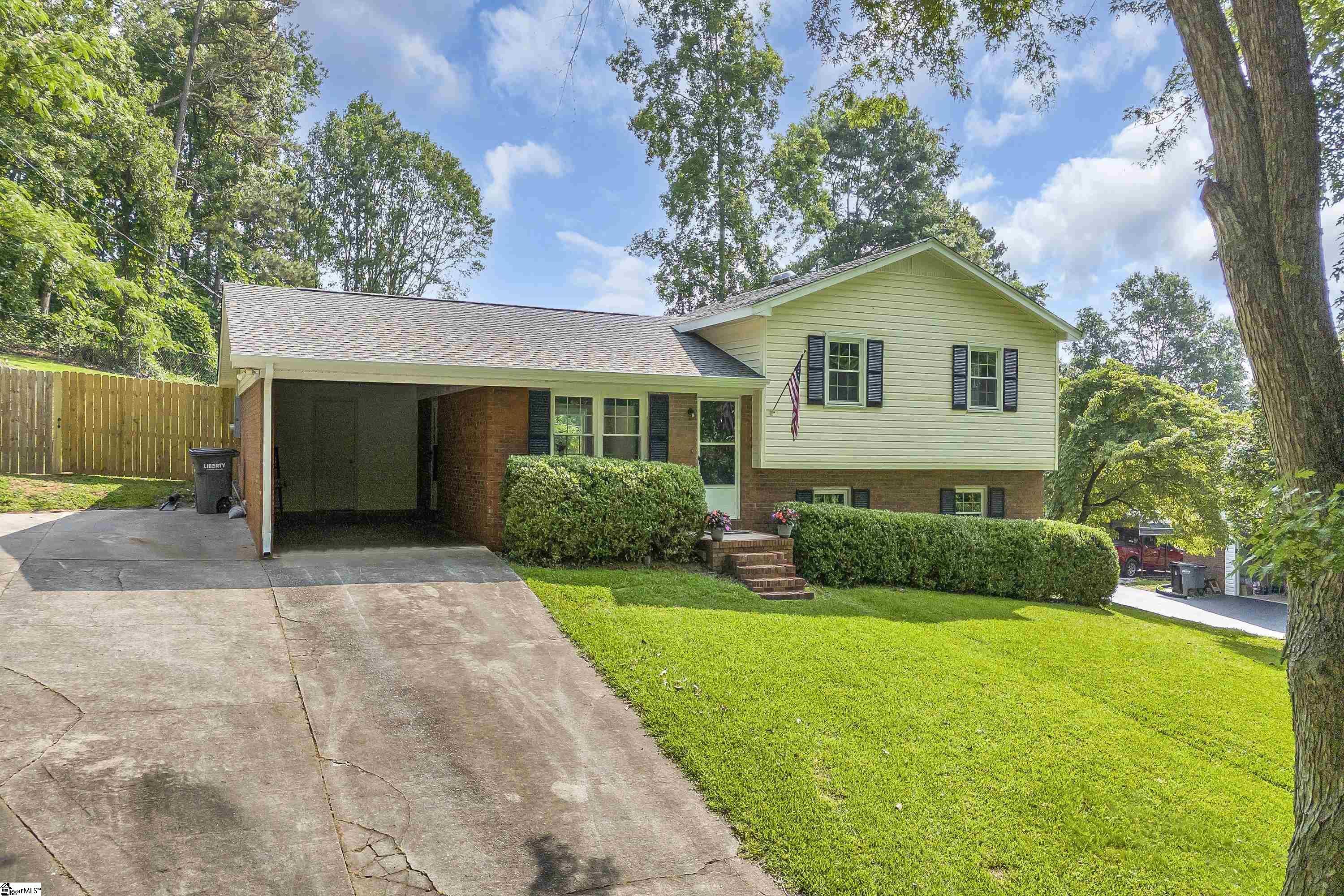Property Photo:  12 Ridgeline Drive  SC 29657 