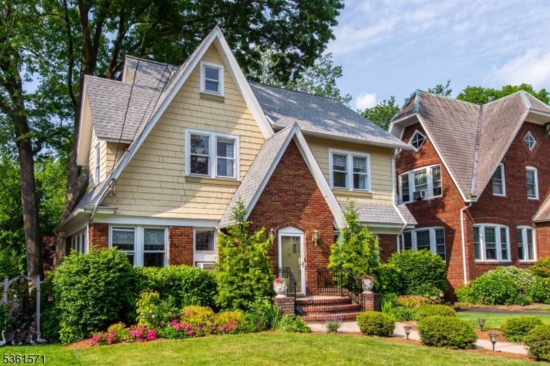 Property Photo: 35 Ball Ter NJ 07040