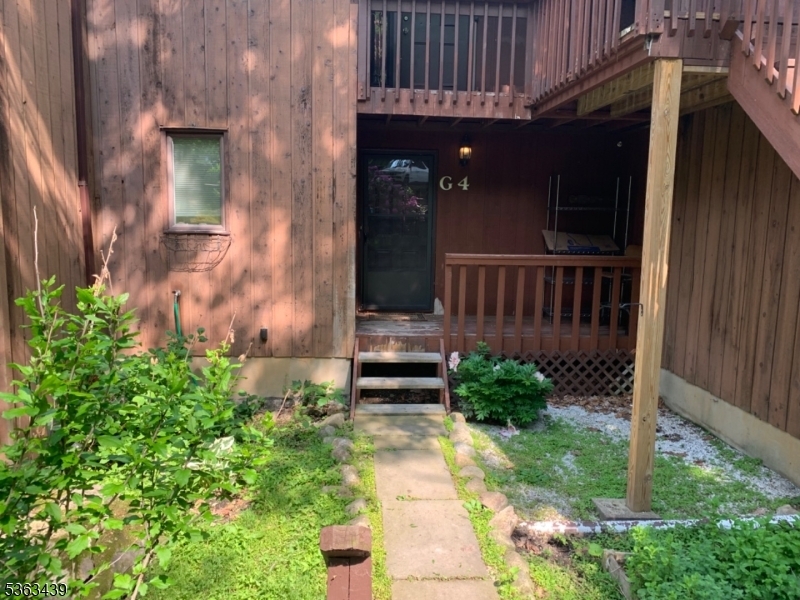 Property Photo: 17 Village Way 4 NJ 07462
