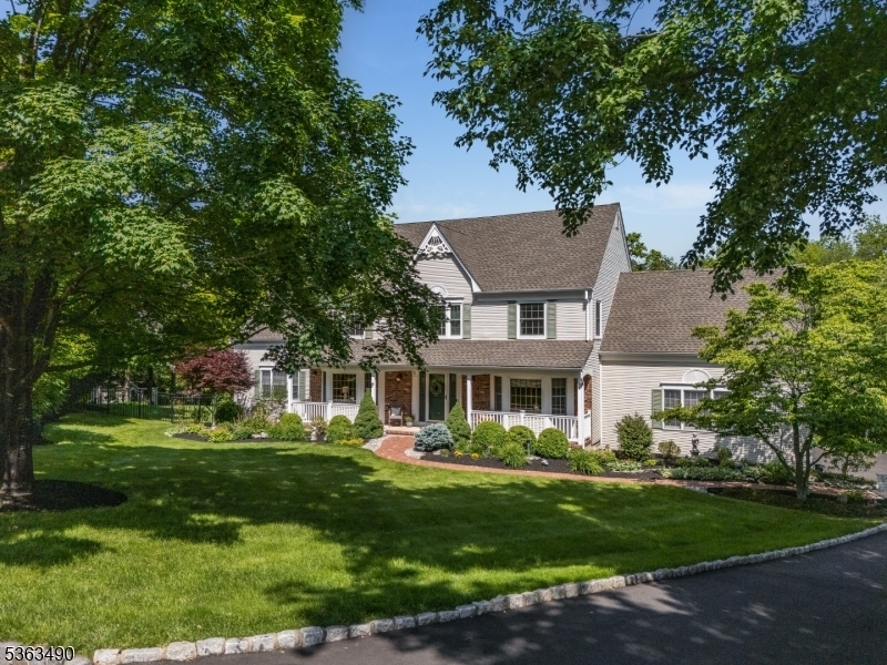 Property Photo: 5 Fisher Ct NJ 08822