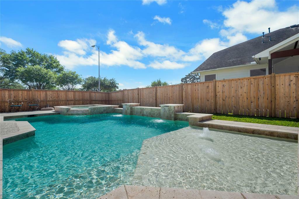 Property Photo: 6003 Tarra Firma Drive TX 77379