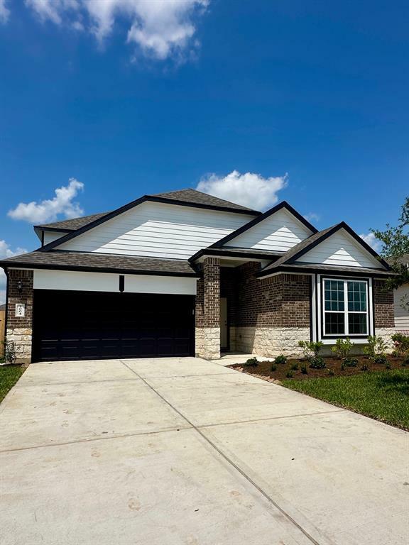 Property Photo:  3004 Chestnut Lane  TX 77423 
