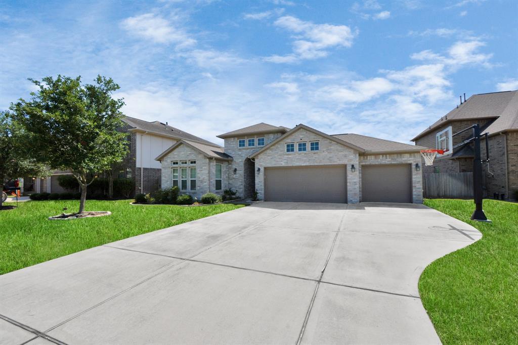 Property Photo:  2304 Tobarra Lane  TX 77573 