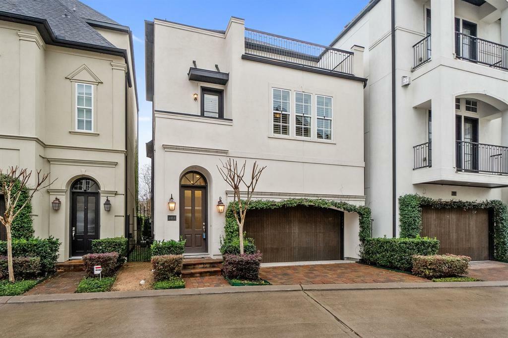 1811 Upland Lakes  Houston TX 77043 photo