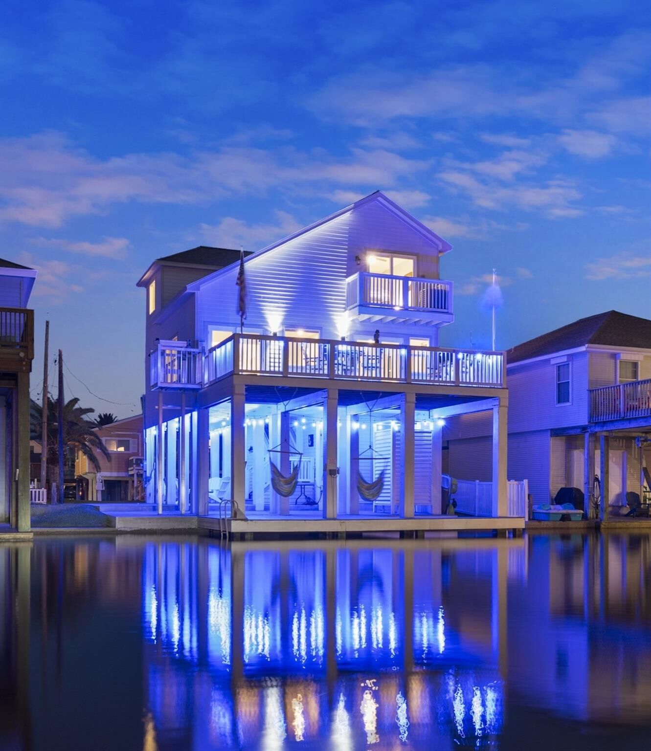 Property Photo:  16710 Tahiti Way  TX 77554 