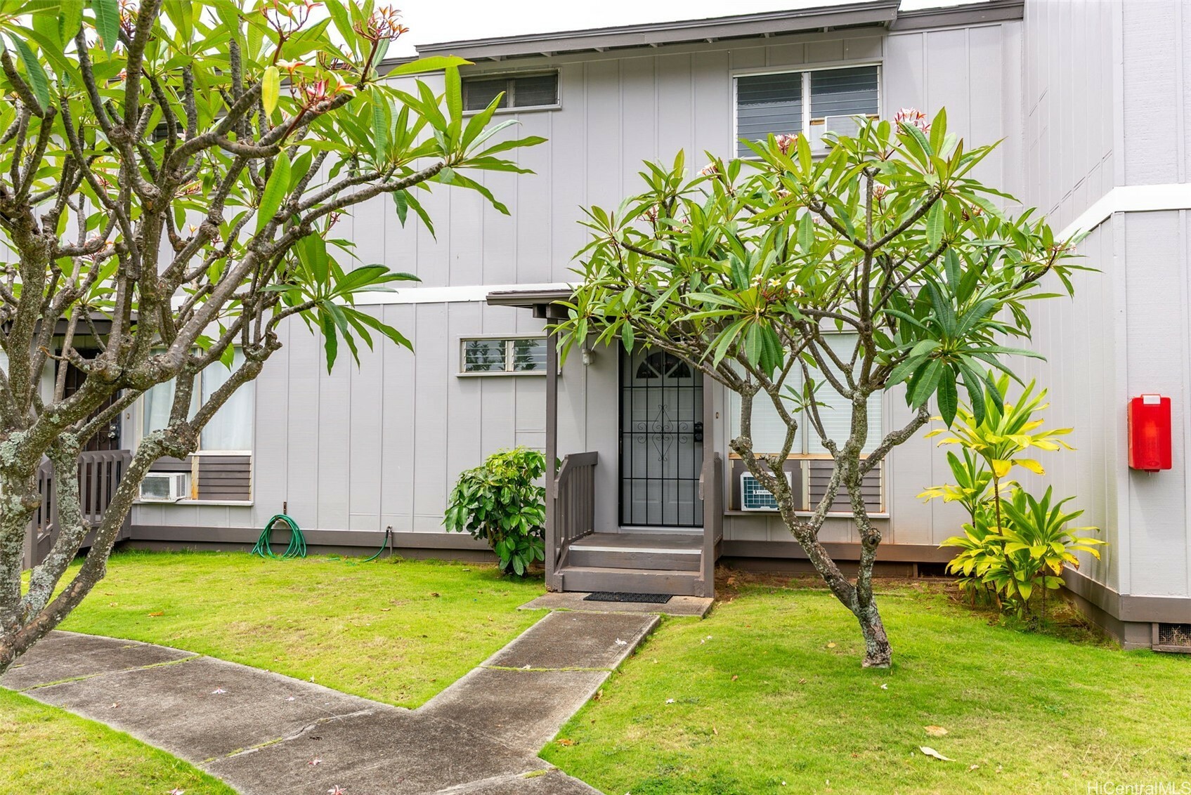 Property Photo: 98-911 Noelani Street B HI 96782
