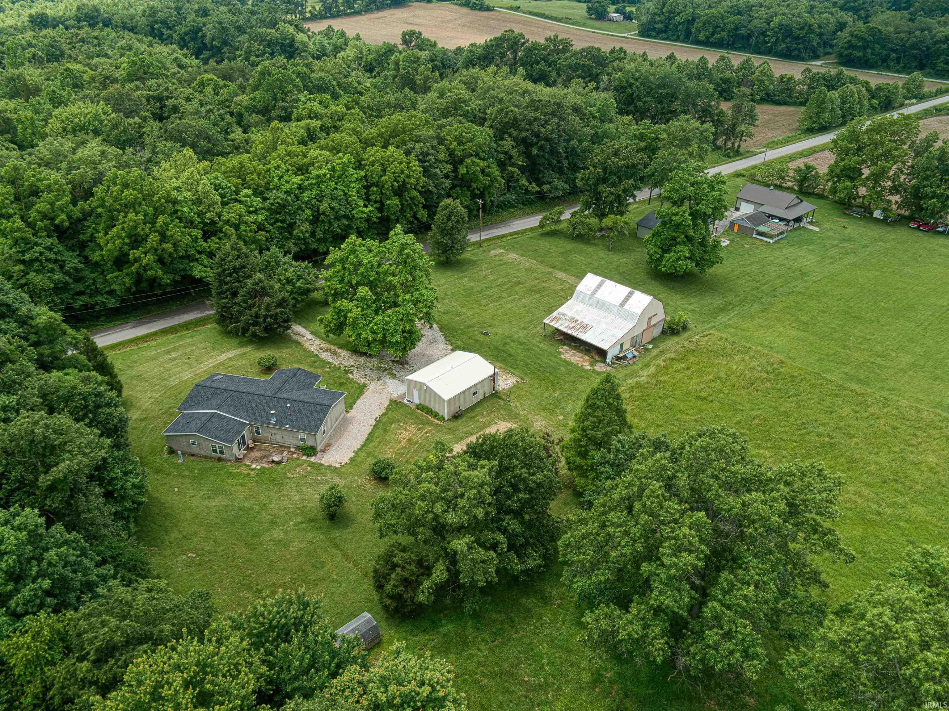 Property Photo: 4744 Leslie Road IN 47637-9238