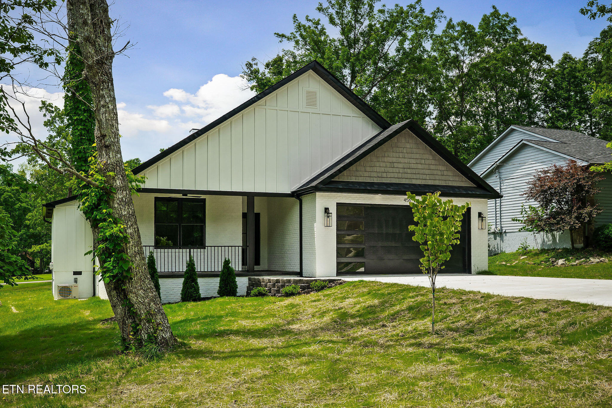 Property Photo:  456 Lakeview Drive  TN 38558 