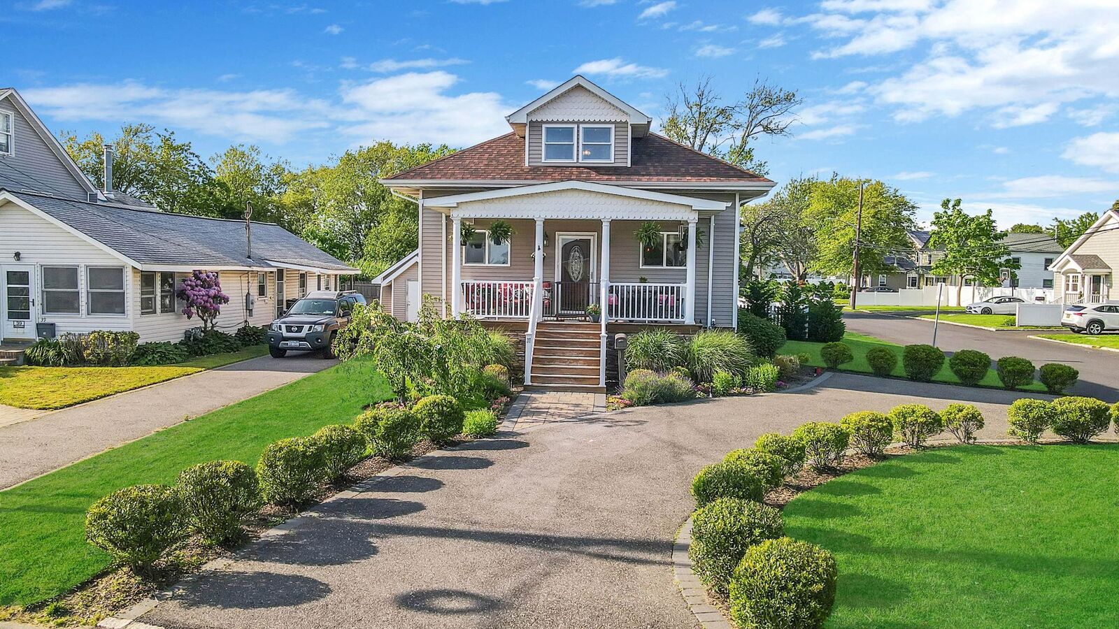 Property Photo:  37 Brightwood Street  NY 11772 