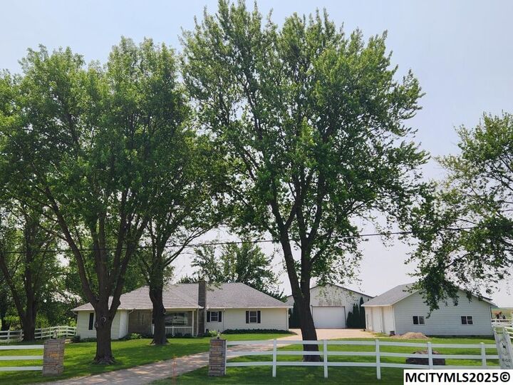 Property Photo:  3511 19th SW  IA 50401 