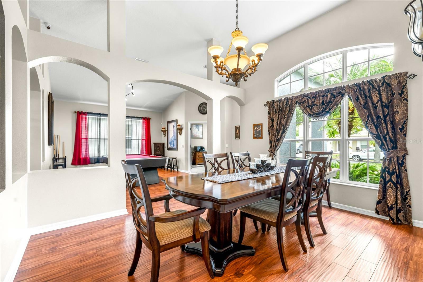 Property Photo: 8814 N River Road FL 33635