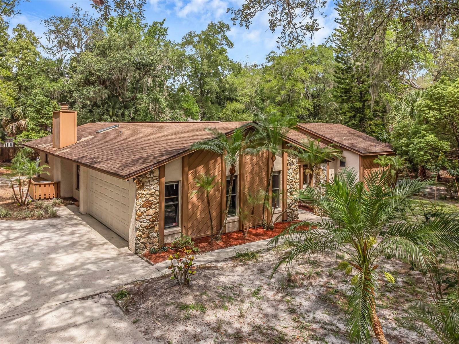 Property Photo:  161 Cindy Court  FL 32746 