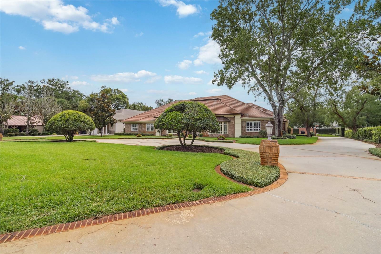 Property Photo: 3215 Greens Avenue FL 32804