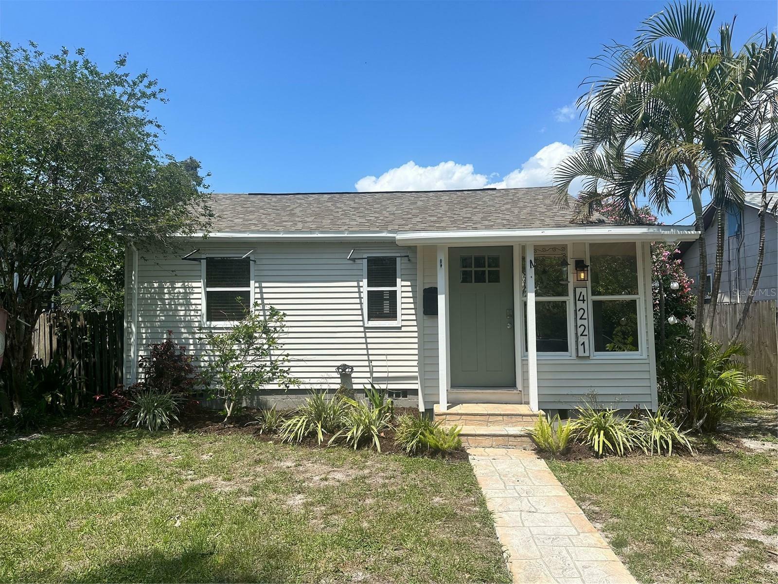 Property Photo: 4221 Burlington Avenue N FL 33713