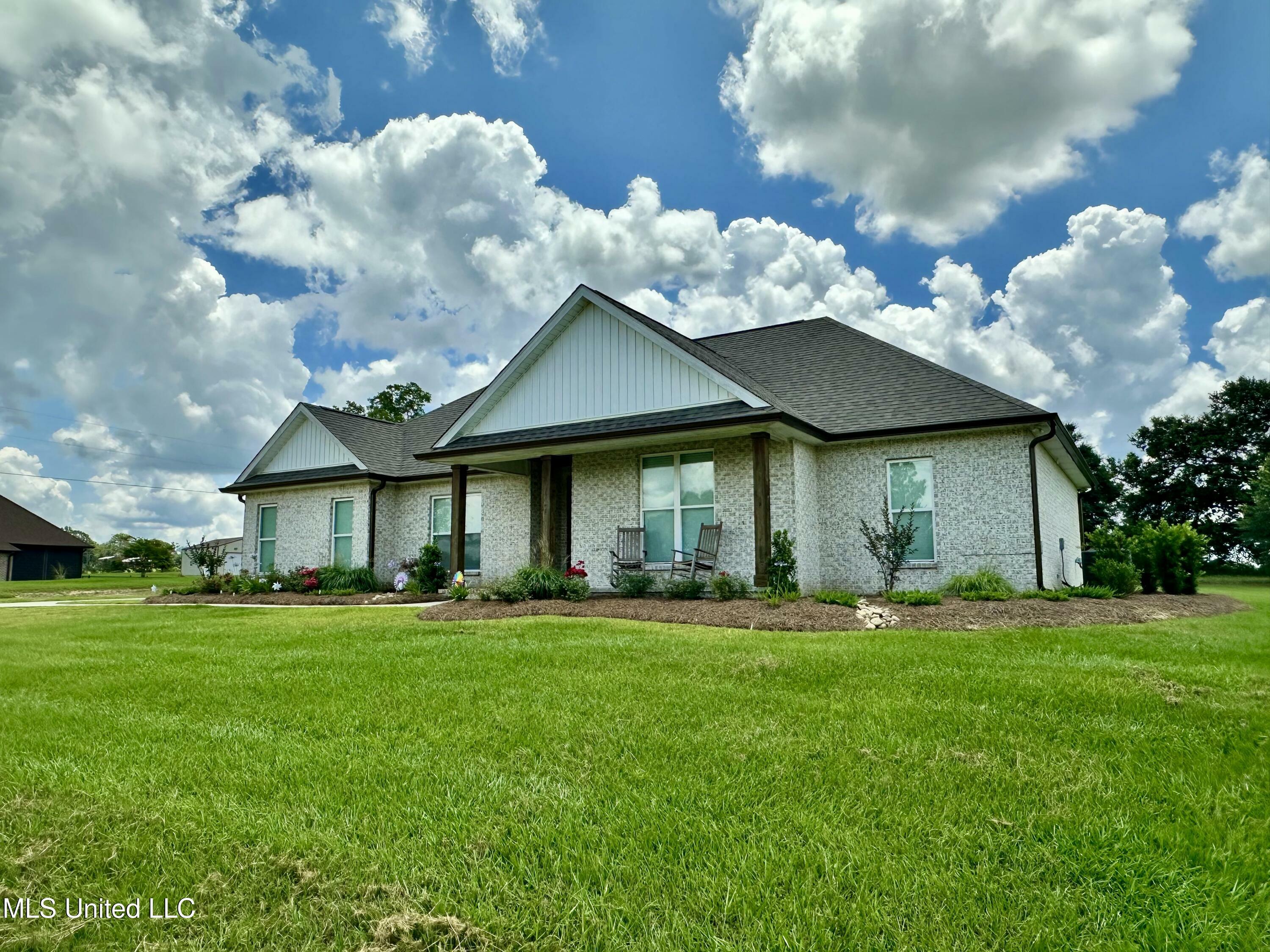 Property Photo: 129 Sandra Parker Drive MS 39452