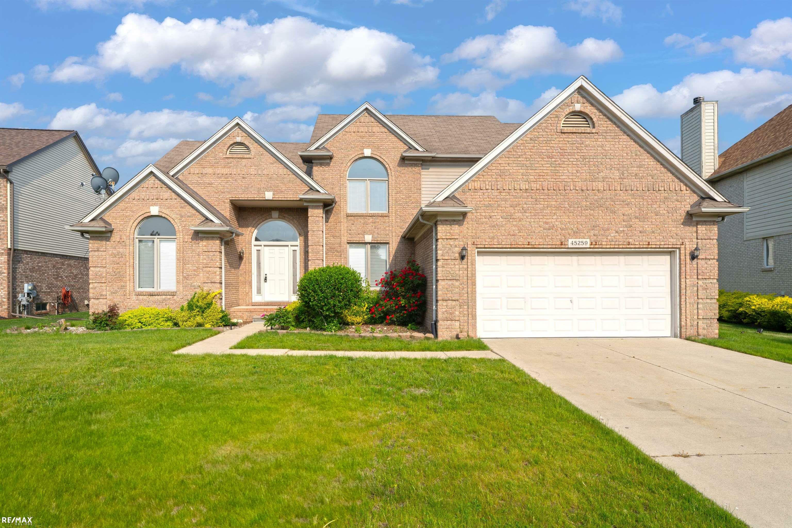 45259 Yorkshire Drive  Macomb MI 48044 photo