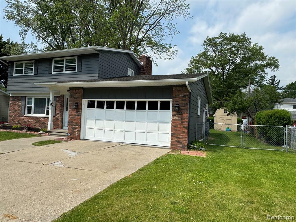 Property Photo: 958 Virginia Avenue MI 48040 1535