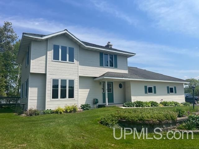 Property Photo:  52950 Red Brick Road  MI 49931 