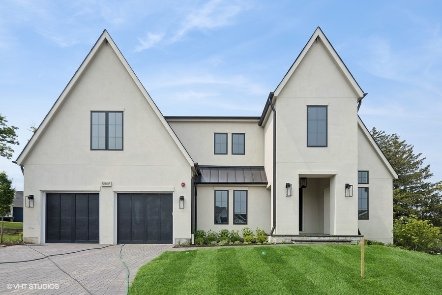Property Photo: 5906 Juniper Court IL 60558