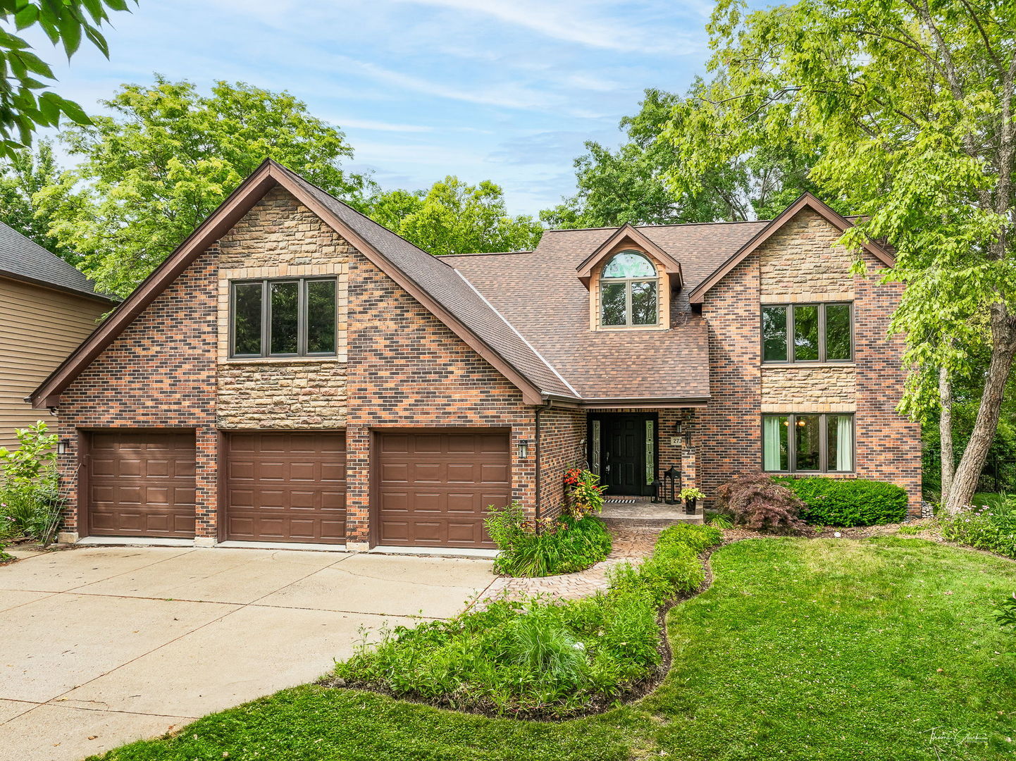 Property Photo: 2734 Alyssa Drive IL 60565