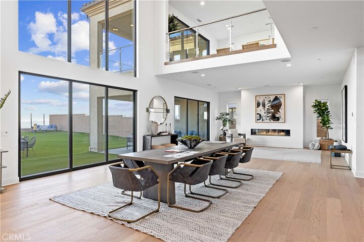 Property Photo:  20416 W Albion Way  CA 91326 