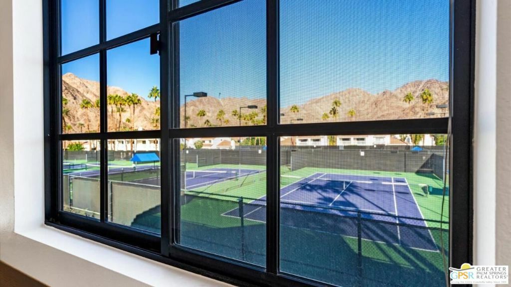 Property Photo: 76978 Calle Mazatlan CA 92253