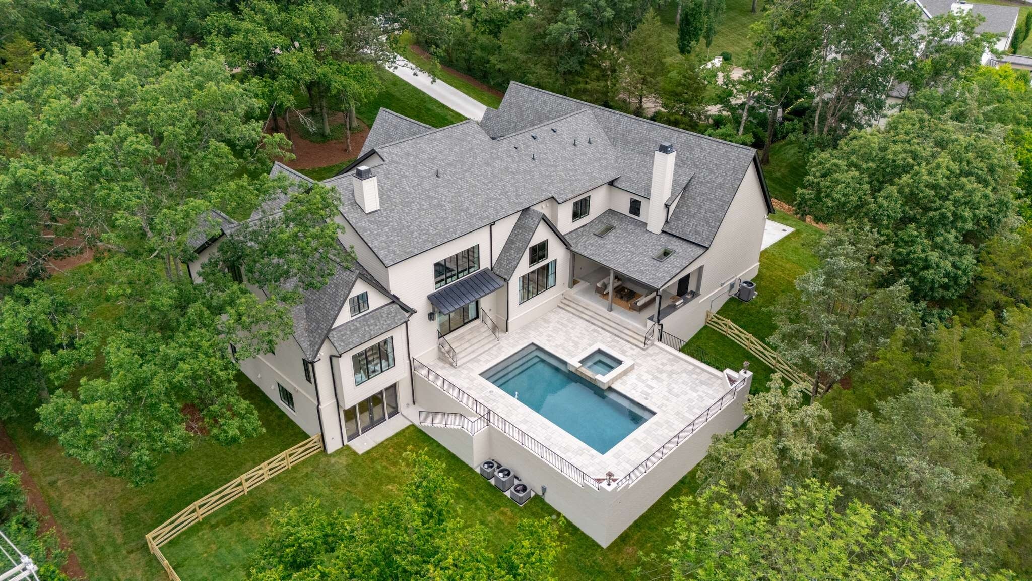 4530 Everett Dr  Nashville TN 37215 photo