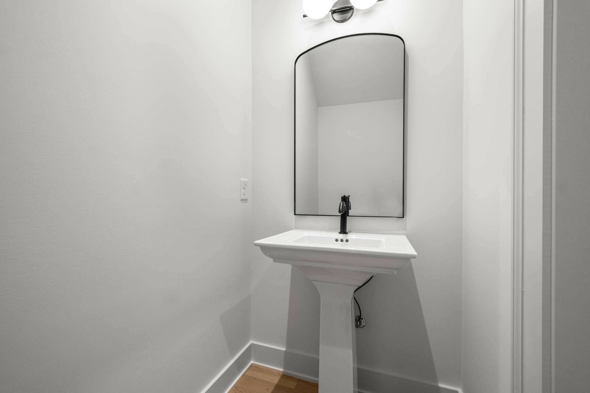 Property Photo: 4530 Everett Dr TN 37215