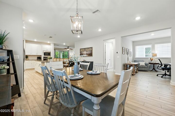 Property Photo: 425 Union Hill Drive FL 32081