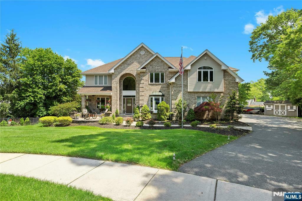 12 Woodland Court  Wayne NJ 07470 photo