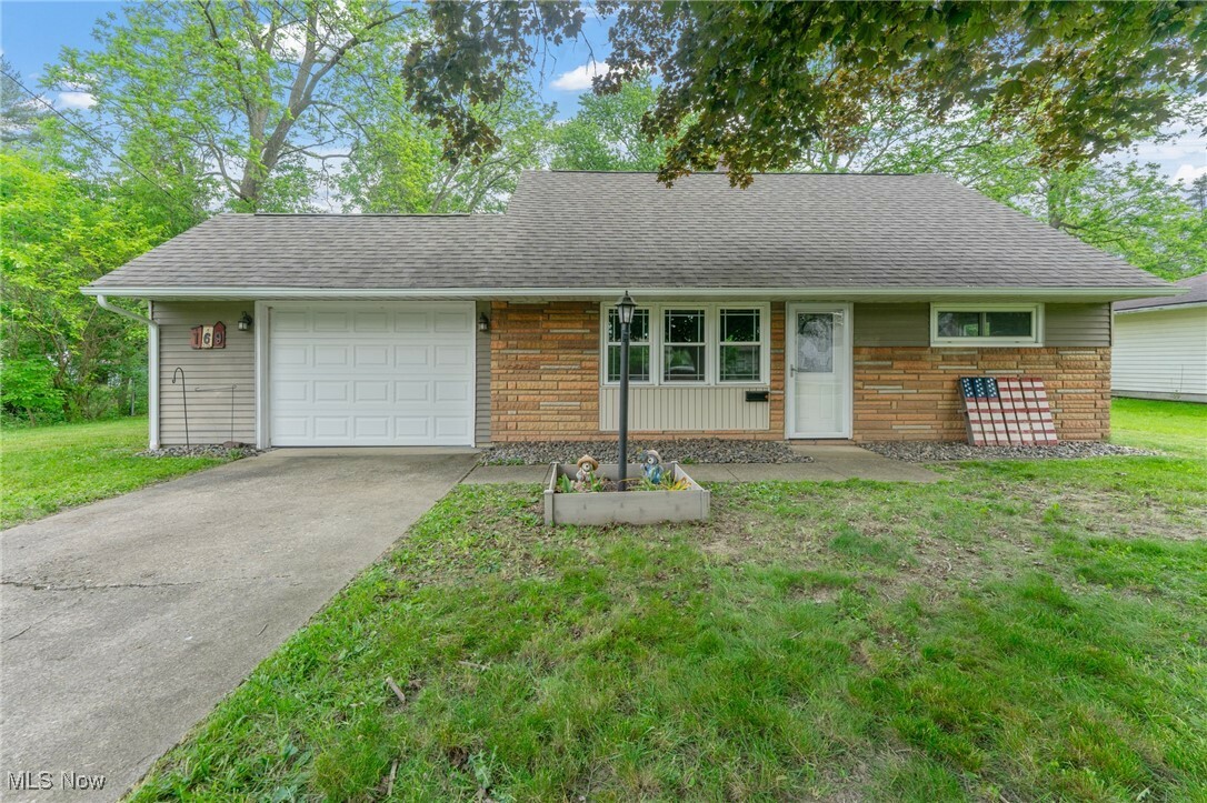 169 N Main Street  Austintown OH 44515 photo