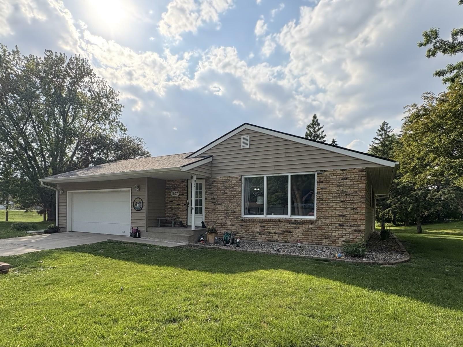 Property Photo: 1207 Foothill Court MN 56537